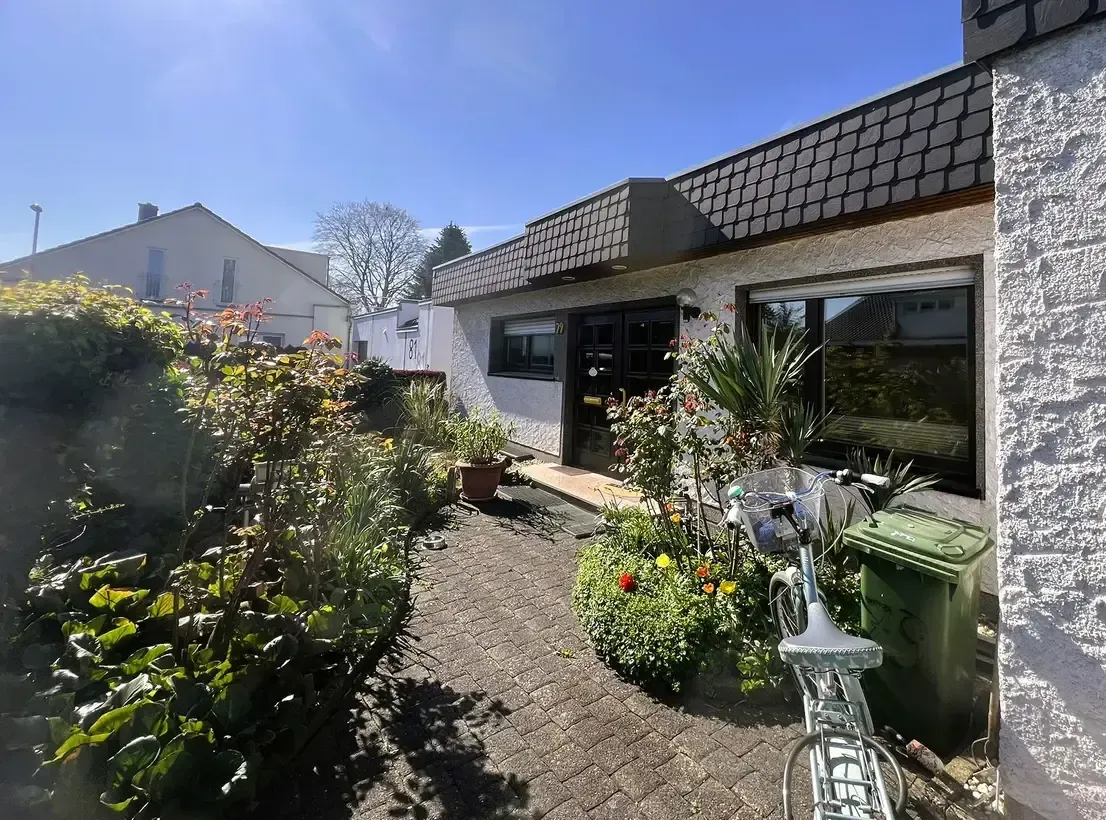 140 m² Bungalow mit Wintergartentraum – Leben wie im Urlaub in Bonner Toplage – Bild 12 von 16