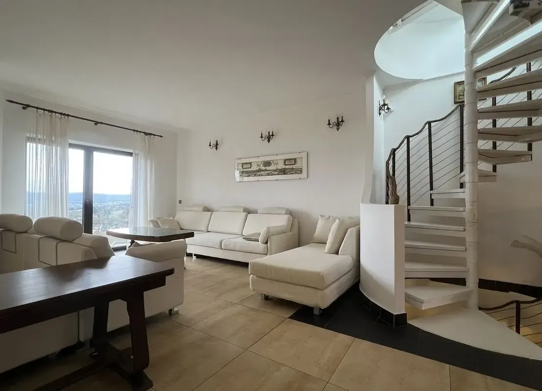 Traumhafte Aussichten vom Heiderhof – 610 m² mit Stil, Komfort und Premiumlage – Bild 14 von 20
