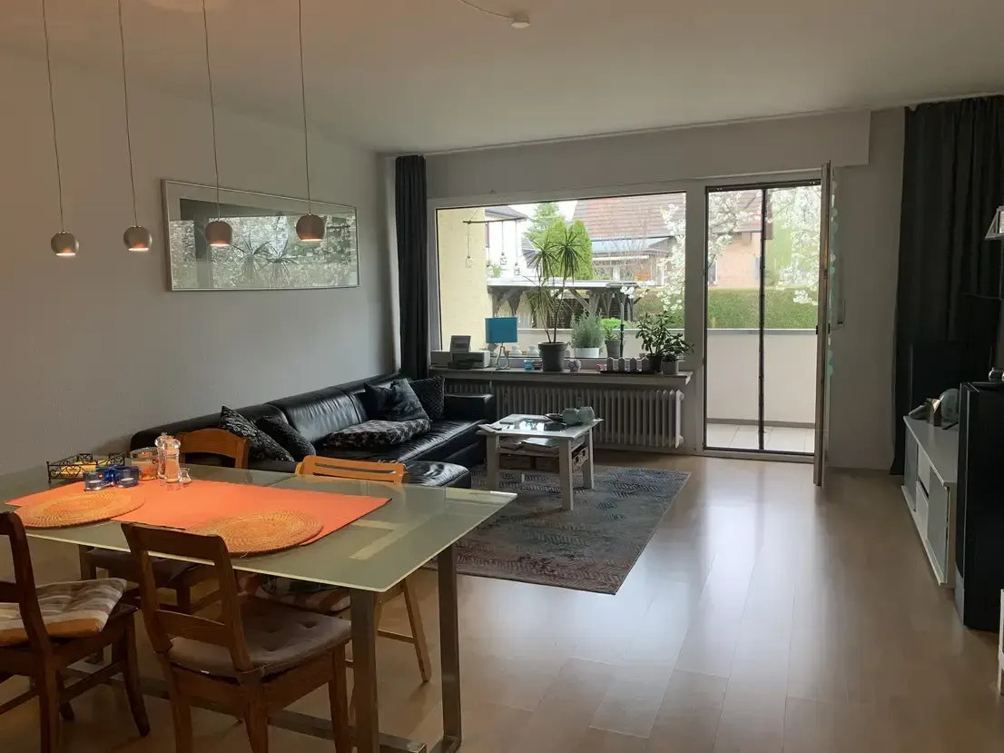 Modernisierte Eigentumswohnung in Bonner Toplage – Hochparterre mit Balkon und Garten – Bild 4 von 23