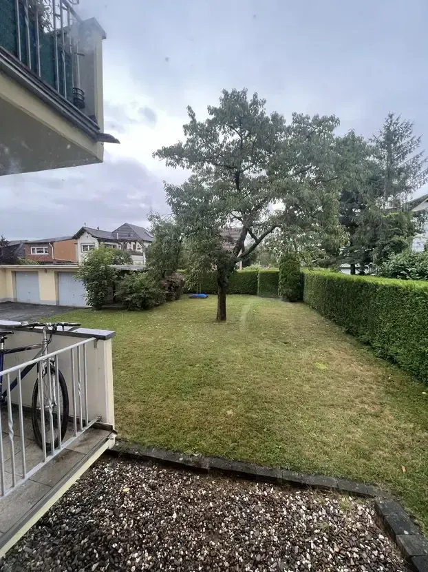 Modernisierte Eigentumswohnung in Bonner Toplage – Hochparterre mit Balkon und Garten – Bild 13 von 23