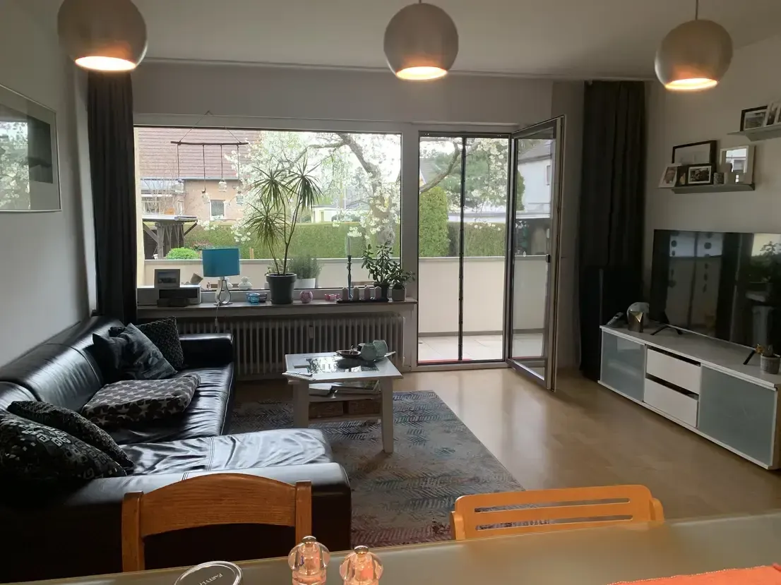 Modernisierte Eigentumswohnung in Bonner Toplage – Hochparterre mit Balkon und Garten – Bild 17 von 23