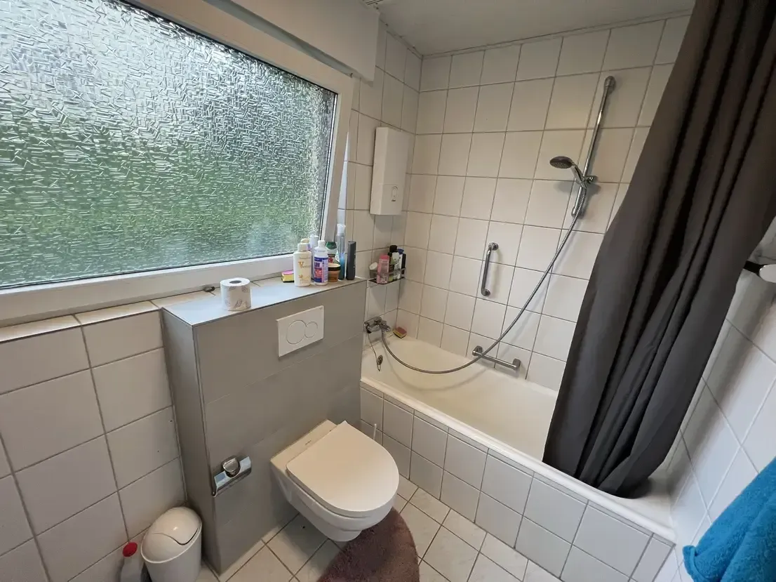 Modernisierte Eigentumswohnung in Bonner Toplage – Hochparterre mit Balkon und Garten – Bild 19 von 23