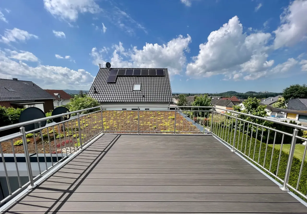 Komfortable Neubauwohnung mit traumhaften Ausblicken – Bild 16 von 33