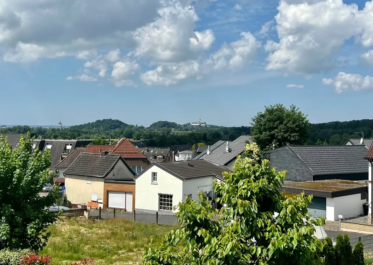Komfortable Neubauwohnung mit traumhaften Ausblicken – Bild 17 von 33