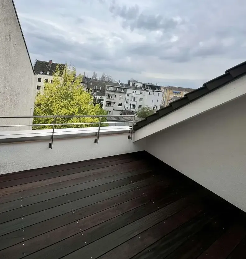 Stadtvilla im Herzen von Bonn-Beuel – Gründerzeitcharme trifft modernen Luxus – Bild 13 von 25
