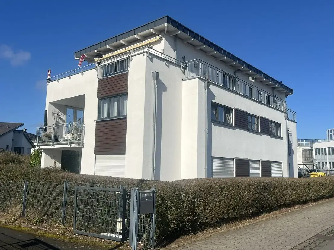 126 m² modernes Wohnglück mit Garten – barrierefrei an der Rheinaue