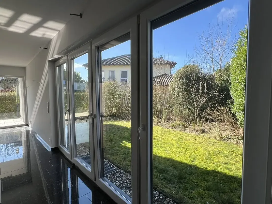126 m² modernes Wohnglück mit Garten – barrierefrei an der Rheinaue – Bild 19 von 19