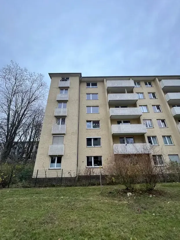 Schöne Toplage in Schöneberg – großzügige 2-Zimmer-Wohnung – Bild 4 von 21