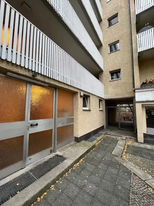 Schöne Toplage in Schöneberg – großzügige 2-Zimmer-Wohnung – Bild 10 von 21