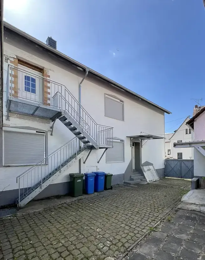2-Familienhaus mit Wintergarten – Selbstnutzung oder Kapitalanlage – Bild 8 von 24