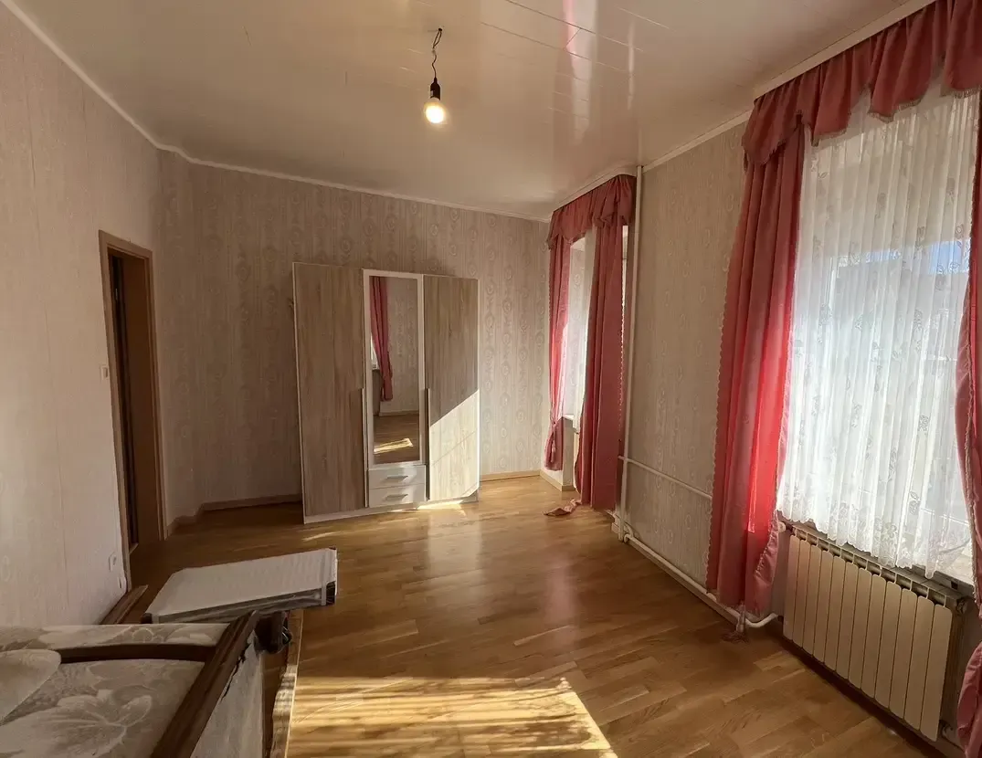 2-Familienhaus mit Wintergarten – Selbstnutzung oder Kapitalanlage – Bild 9 von 24
