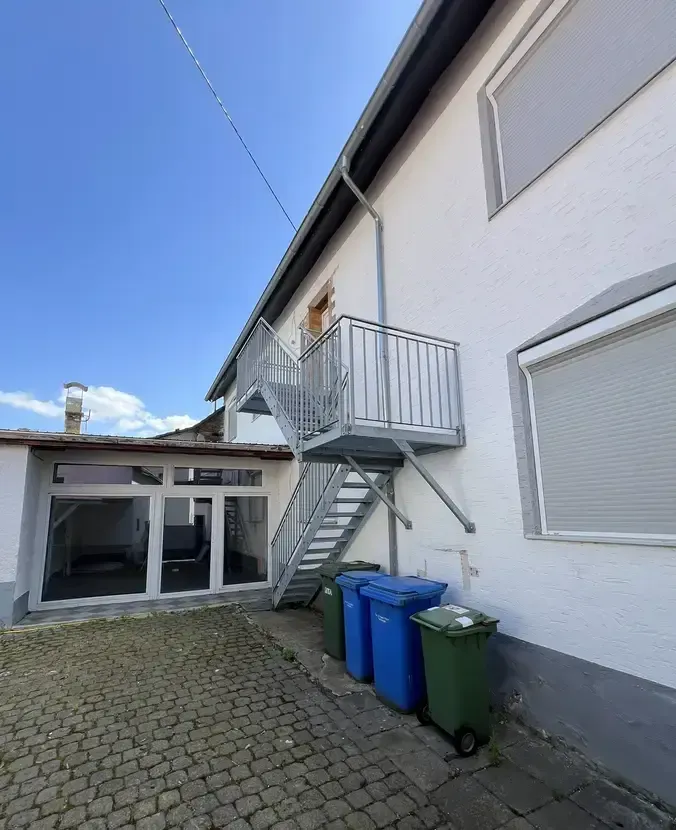 2-Familienhaus mit Wintergarten – Selbstnutzung oder Kapitalanlage – Bild 22 von 24
