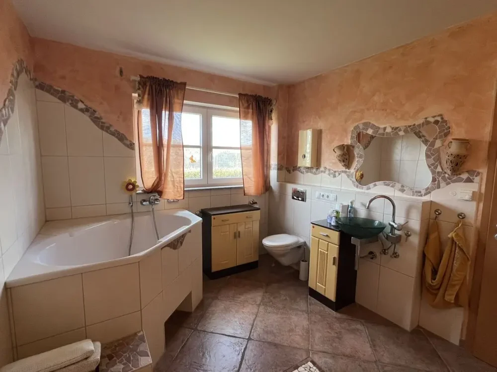 086bff1c-76ee-4cb2-a24d-14872d5bb654-1997360568