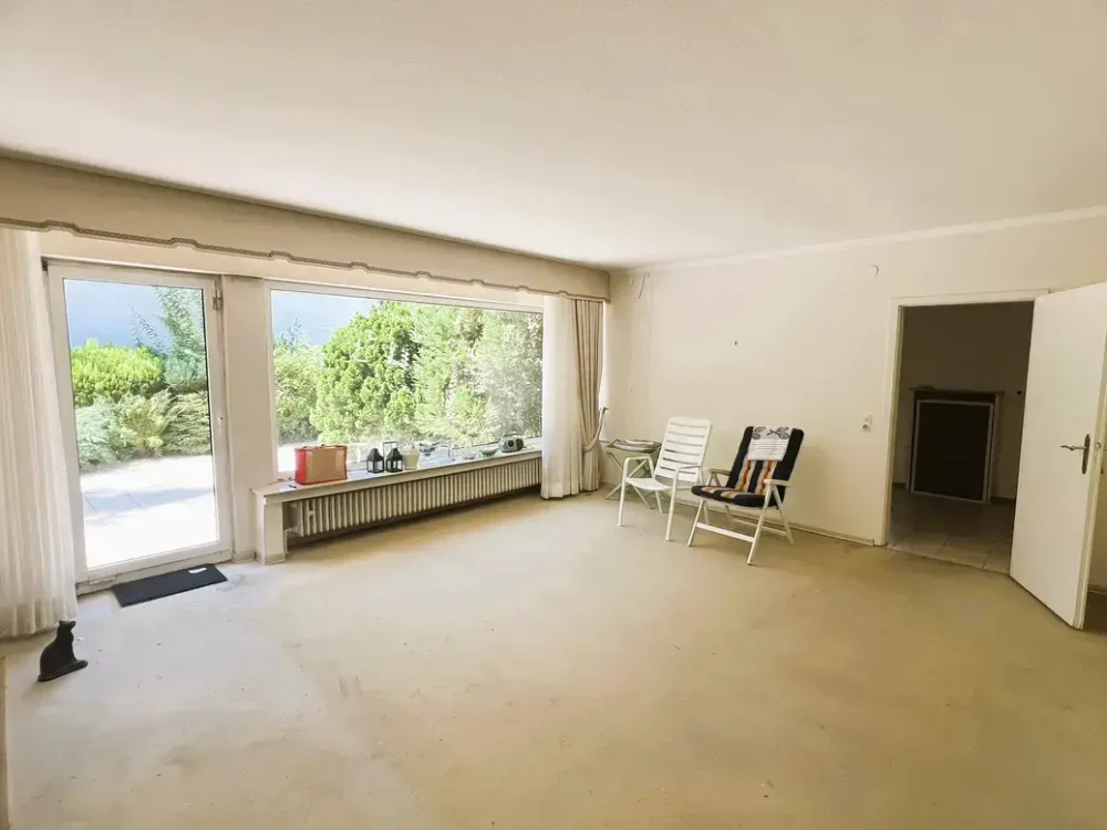 245c1cec-97fc-45c8-a04b-70a101a94f88-1936766381