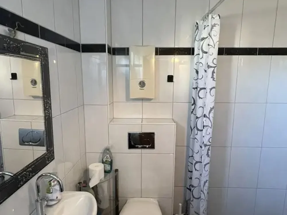 2aa42320-ced9-47bf-93fc-f23d63d0bd7a-1997359899