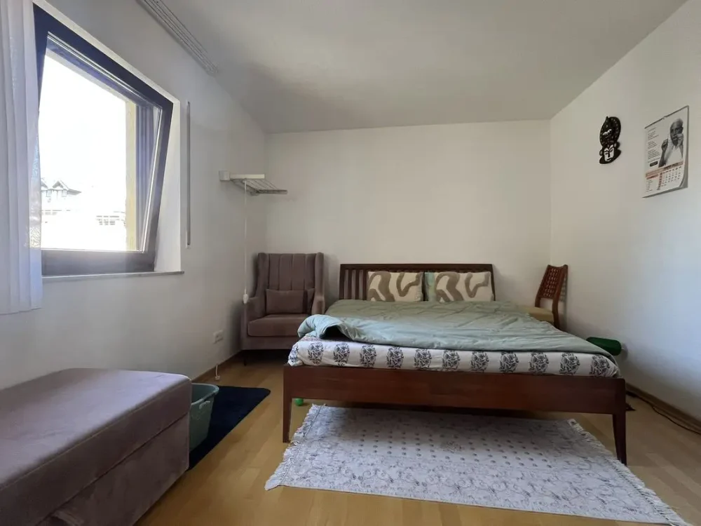 c7123a75-c194-4566-a1db-700b45b8fcce-2007447386